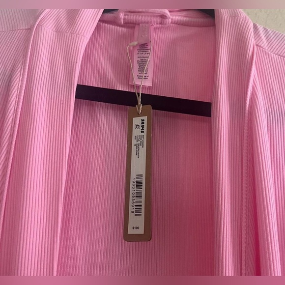 SKIMS NWT Soft Lounge Robe - RARE Bubblegum Pink - Size XS - Picture 4 of 6